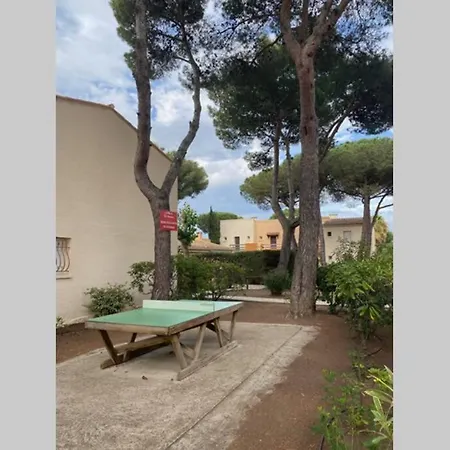 Studio Cabine 4 Pers. Cap D'Agde Quartier Pinede Avec Piscine 아파트 아그
